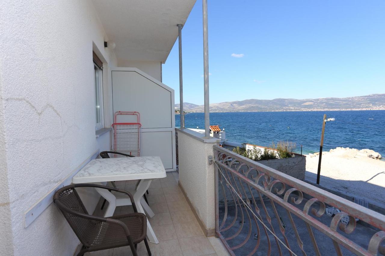 Apartments By The Sea Slatine, Ciovo - 14541 Exteriör bild