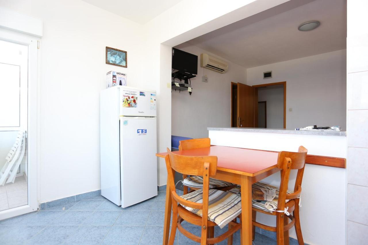 Apartments By The Sea Slatine, Ciovo - 14541 Exteriör bild